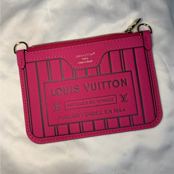 Louis Vuitton Handbags - LV Neverfull BB Pouch in Rose Pondicherry